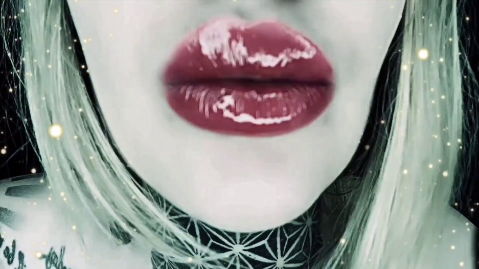 The GOLDY rush – Daily Fix for Hungry for My Lips Portion 16